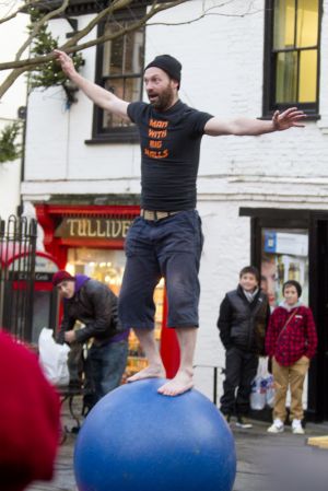 man with big balls gina 111 sm.jpg